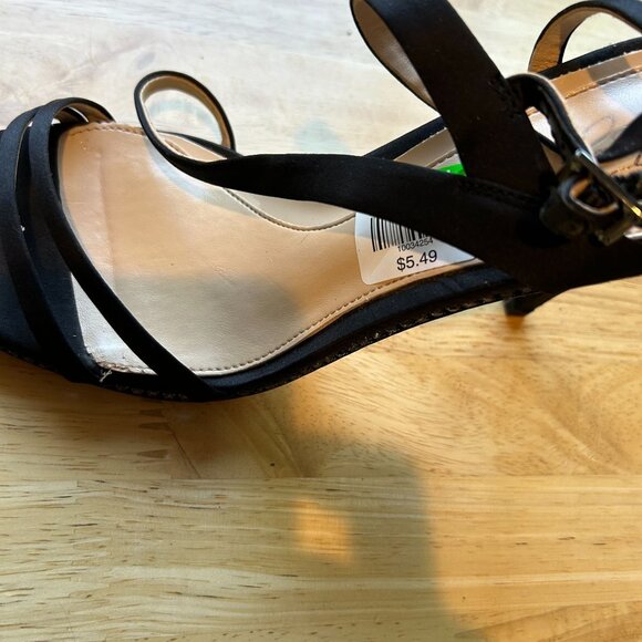 Vince Camuto Imagine Black Side Jeweled Strappy Heels Size 7.5 Chic & Sophistica - Picture 5 of 10